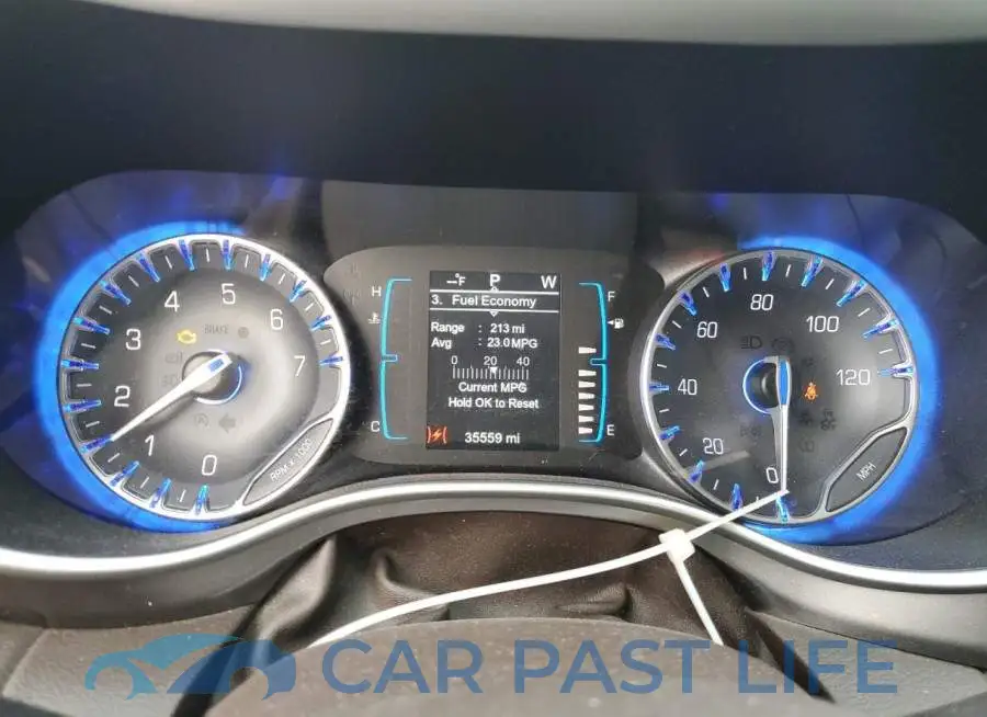2C4RC1DG3HR610052# 9