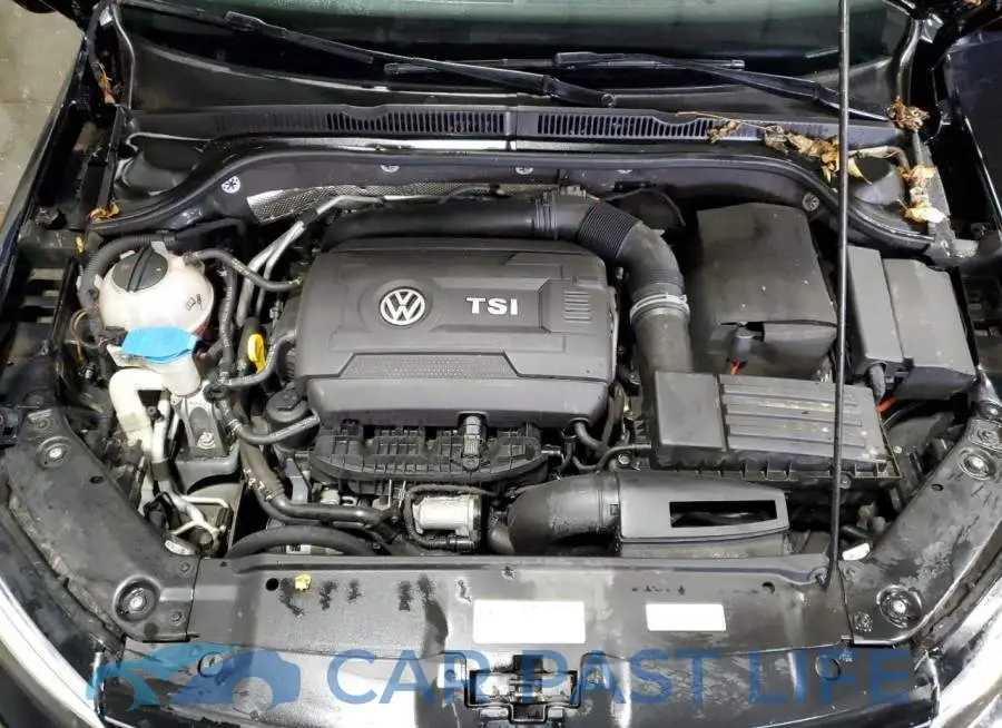 3VW5S7AJ1EM310238# 11