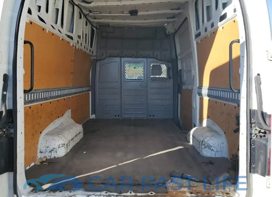 1N6AF0LX5FN809305# 10