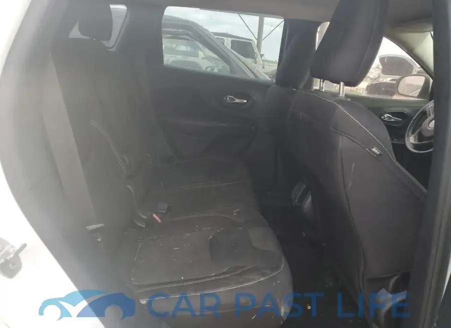 1C4PJLCS3FW539891# 11