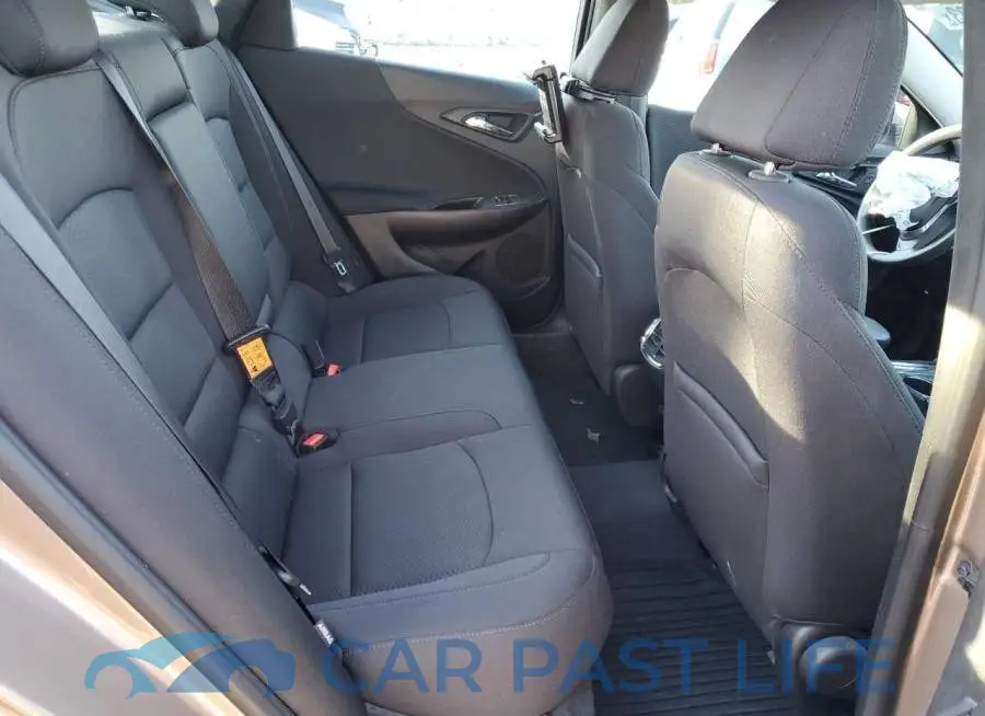 1G1ZD5ST5JF126569# 10