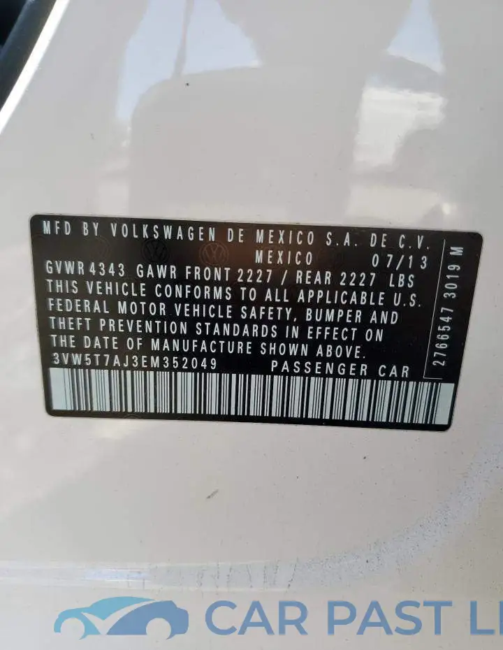 3VW5T7AJ3EM352049# 12