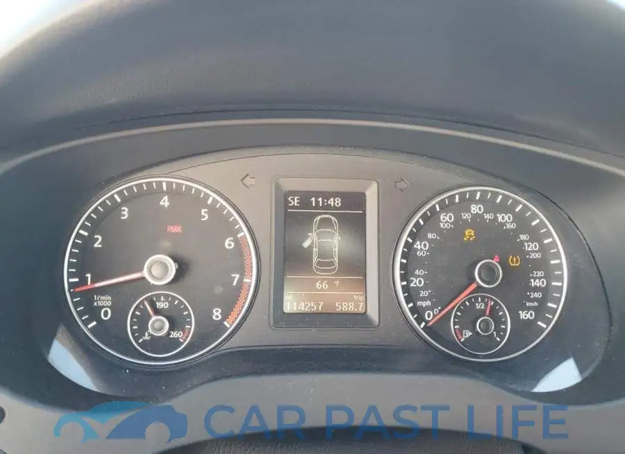 3VW5T7AJ3EM352049# 9