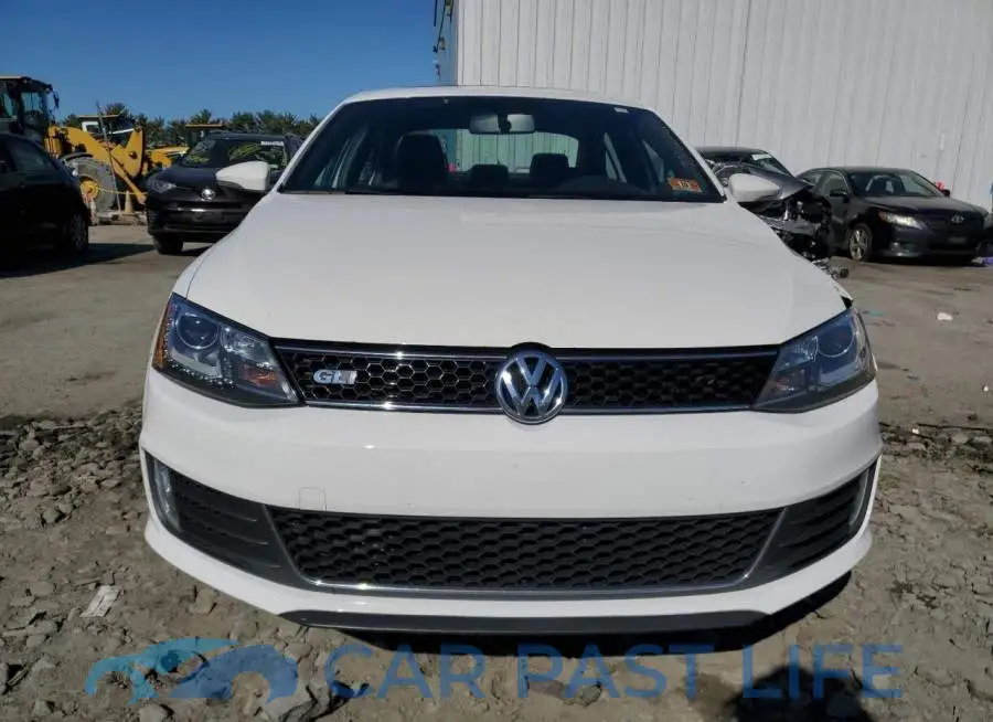 3VW5T7AJ3EM352049# 5
