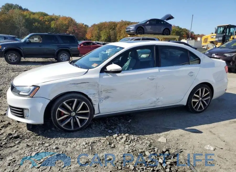 3VW5T7AJ3EM352049# 1