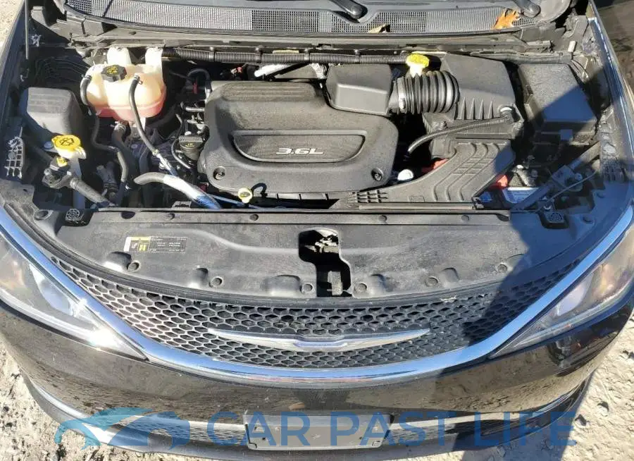 2C4RC1EG9JR125869# 11
