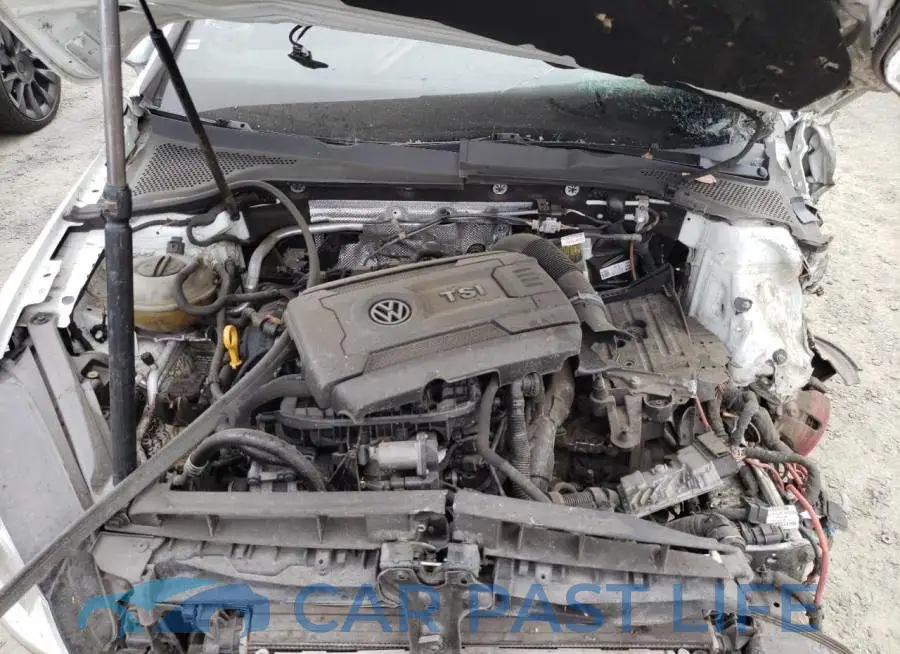 3VW5T7AU4FM015062# 11