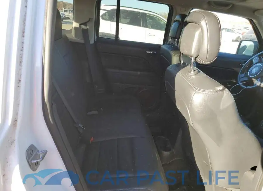 1C4NJRFB8FD152206# 10