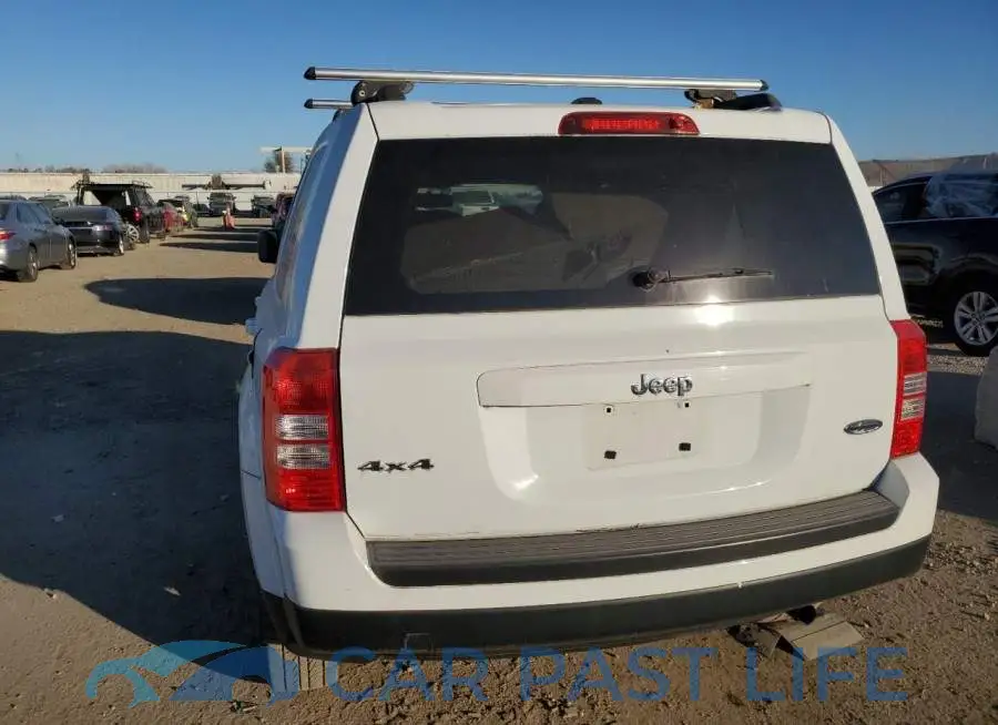 1C4NJRFB8FD152206# 6