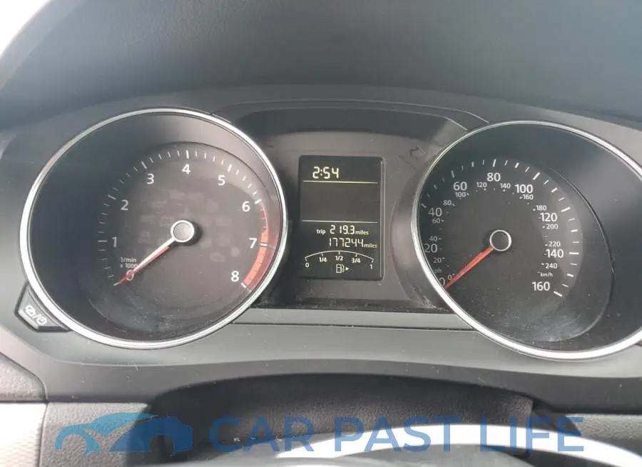 3VW2B7AJ9HM317333# 9