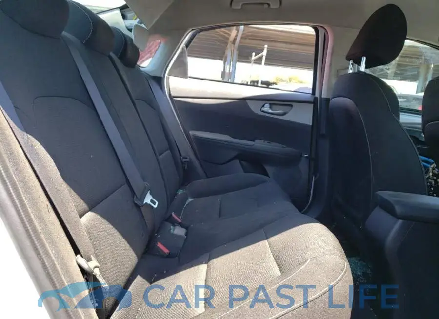 3KPF24AD6ME316240# 10