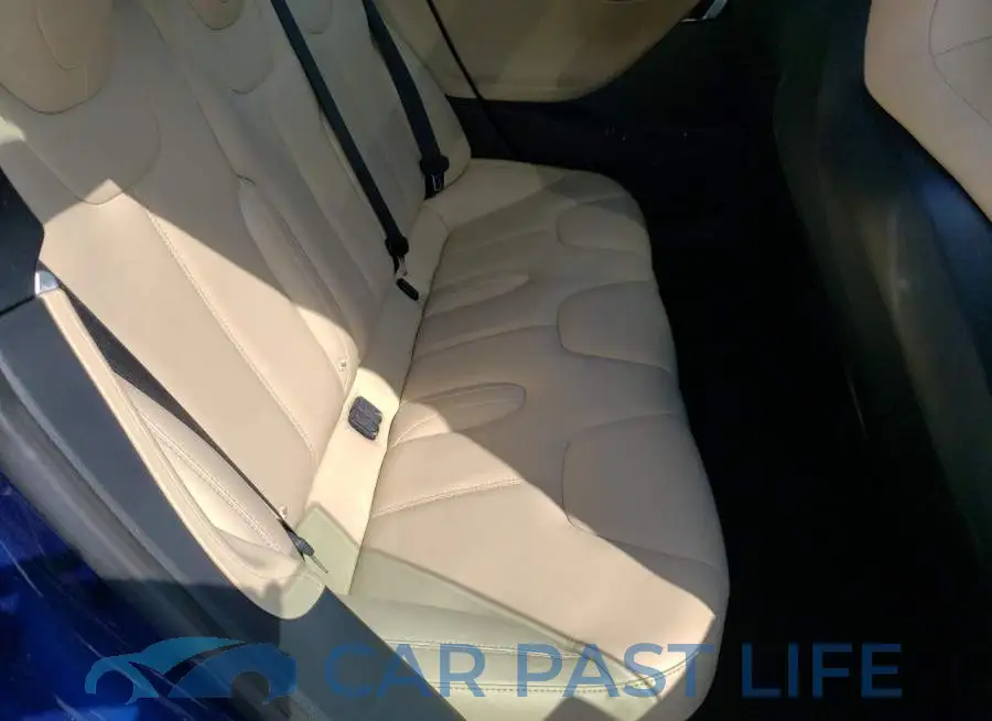 5YJSA1E21GF168442# 10