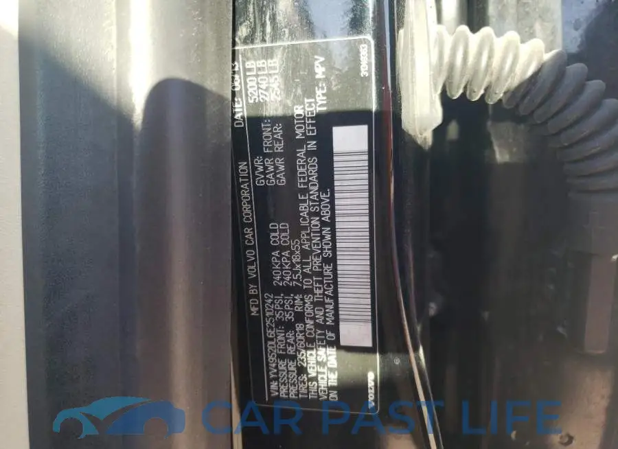 YV4952DL6E2510242# 13