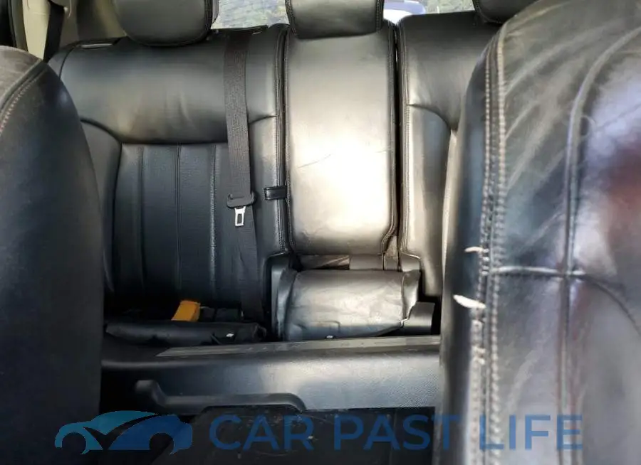 JN8CS1MU6EM450959# 10