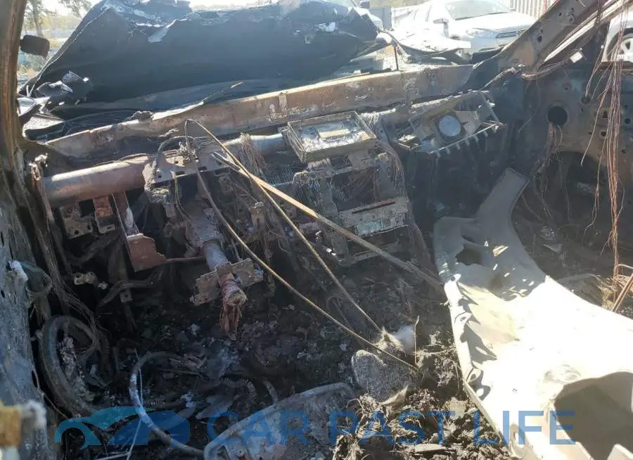 JN1FV7AP9JM460027# 8