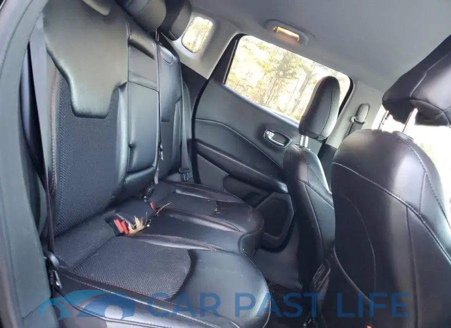 3C4NJDDB9LT143851# 10