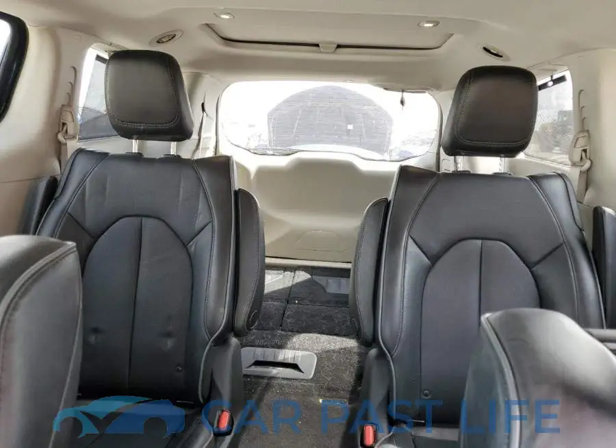 2C4RC1N7XJR178645# 10