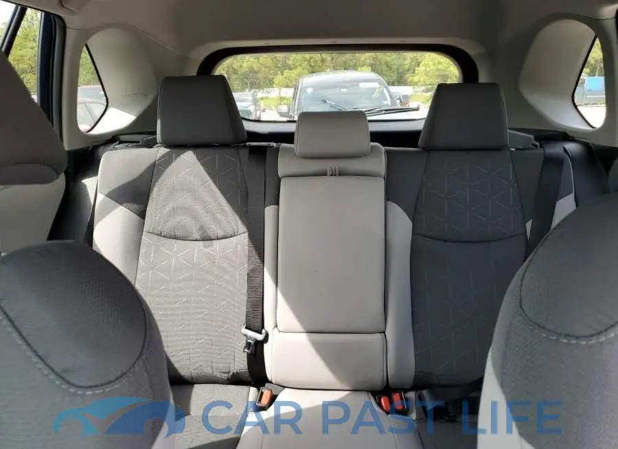 4T3RWRFV4PU102159# 10