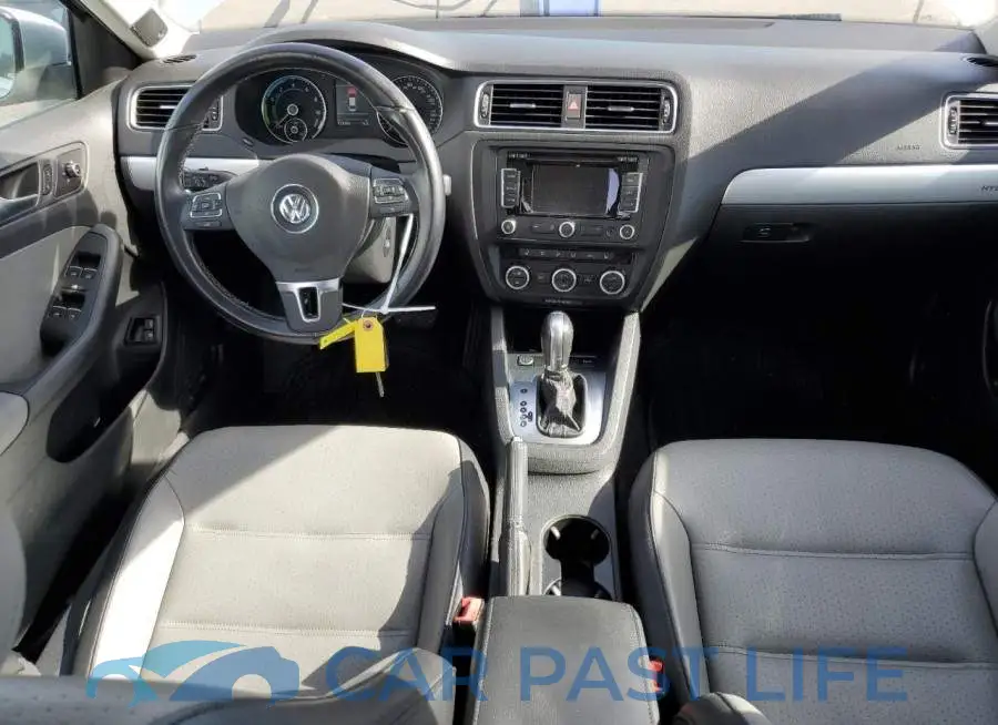 3VW637AJ7EM334562# 8