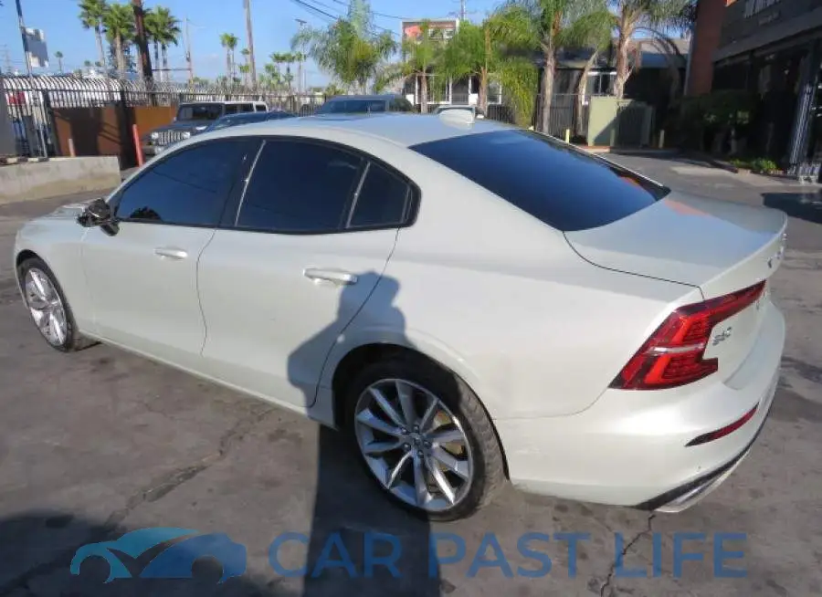 7JR102TZ9MG118489# 4