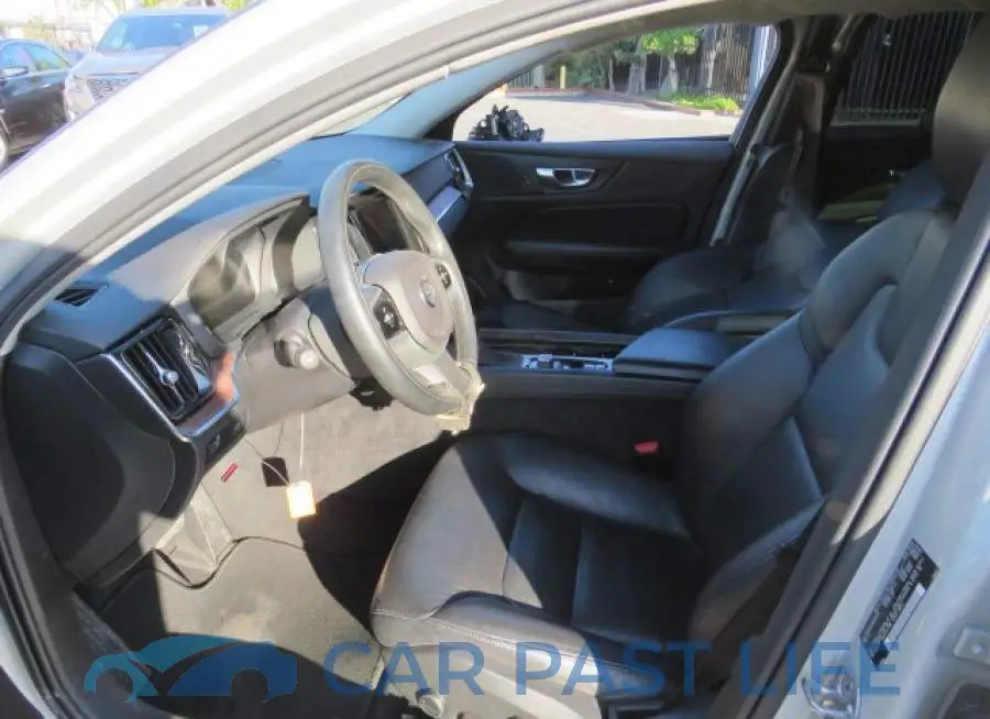 7JR102TZ9MG118489# 9