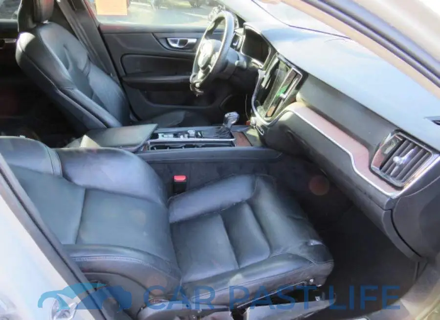 7JR102TZ9MG118489# 5