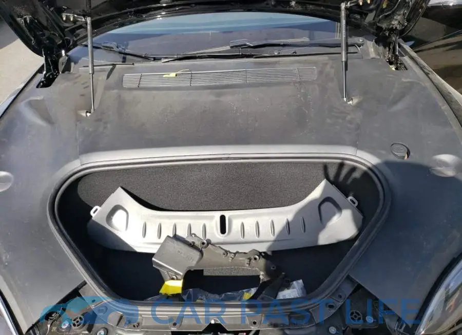 5YJSA1E64PF507259# 11
