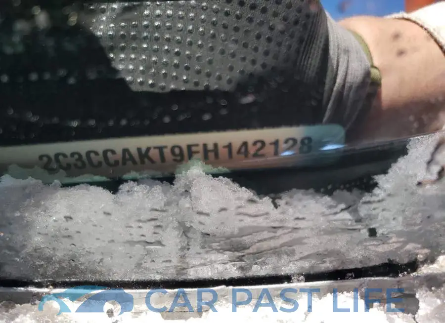 2C3CCAKT9EH142128# 12