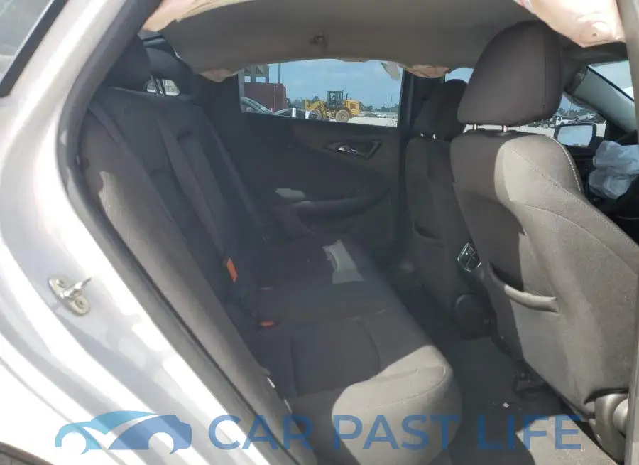 1G1ZD5ST7JF246518# 10