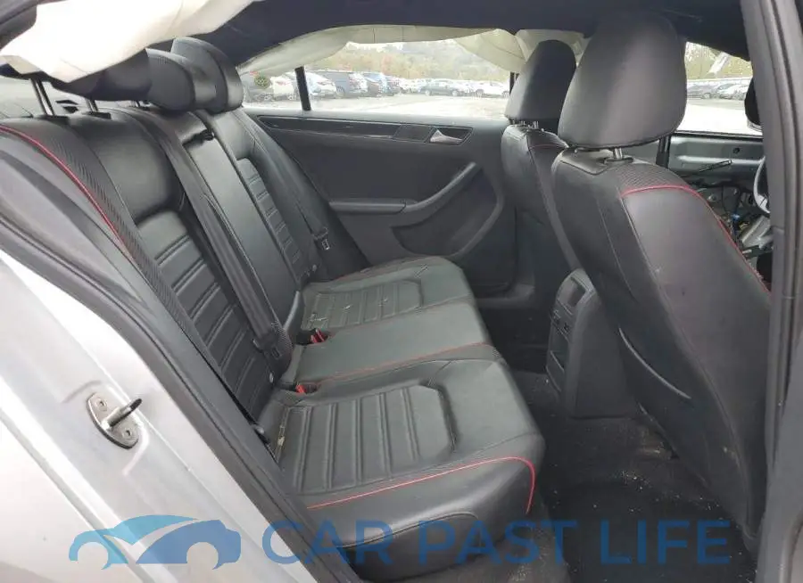 3VW5T7AJXEM324569# 10