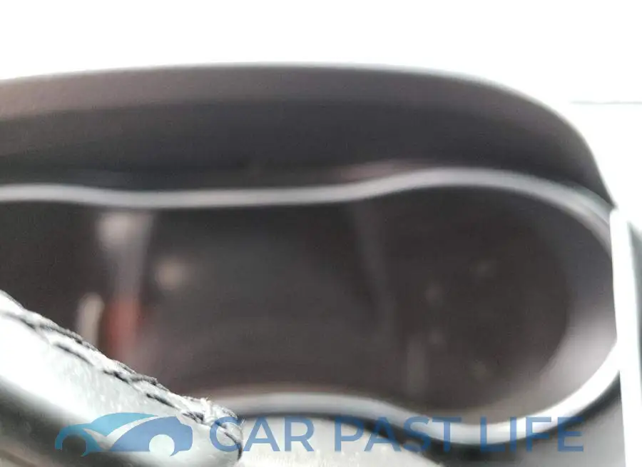 1C4RDJAG0KC585516# 9