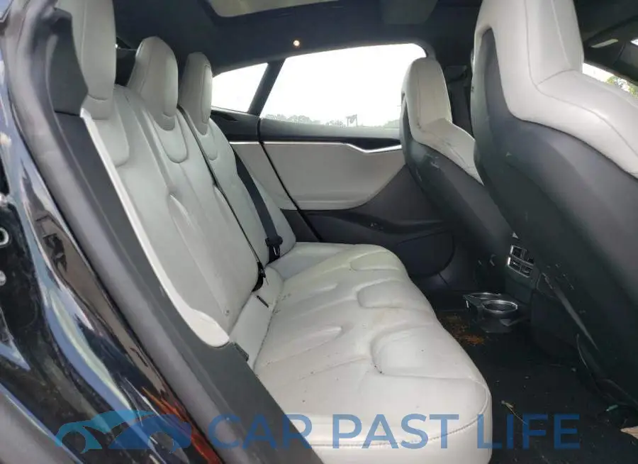 5YJSA1E40GF128905# 6