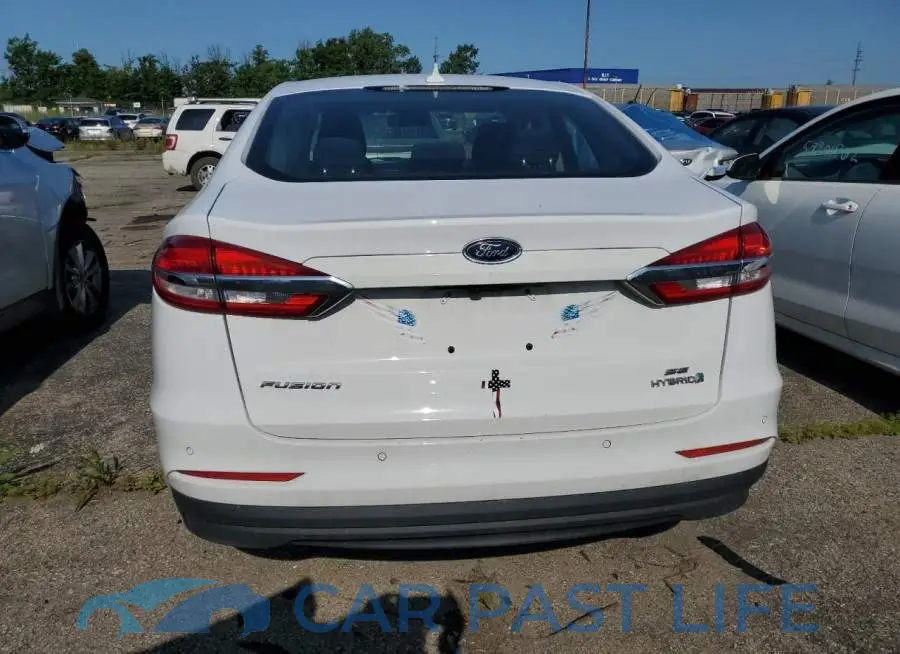 3FA6P0LUXKR196431# 6