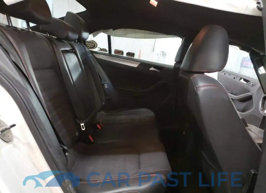 3VW4S7AJ0EM361533# 10