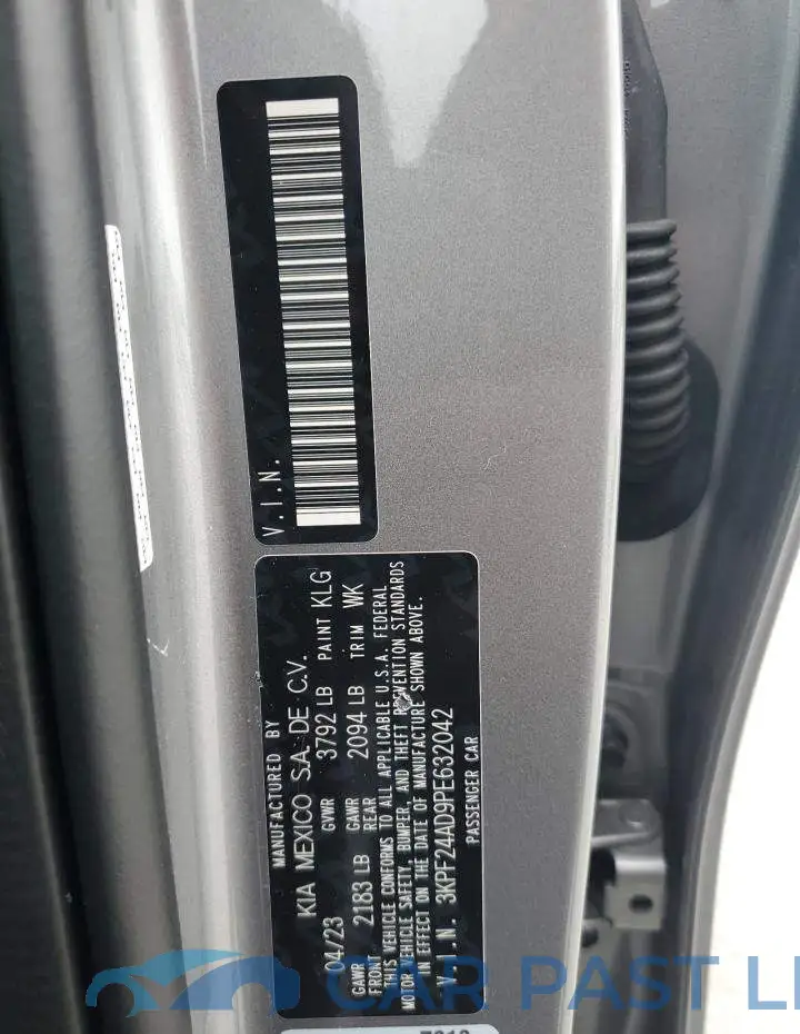 3KPF24AD9PE632042# 13