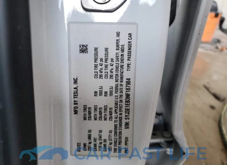 5YJ3E1EB3NF187984# 12
