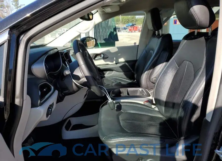 2C4RC1BG4NR154786# 7