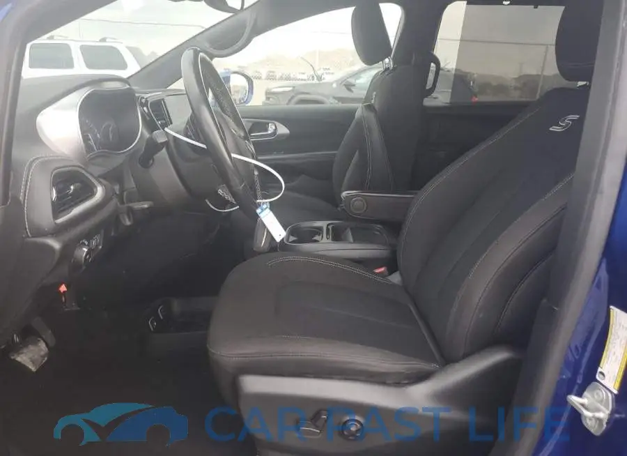 2C4RC1FG6MR558732# 7
