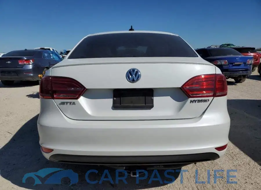 3VW637AJ8EM209103# 6