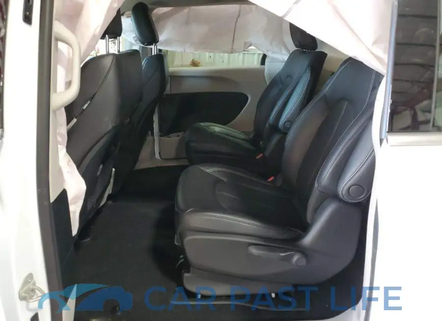 2C4RC1L73PR621987# 11