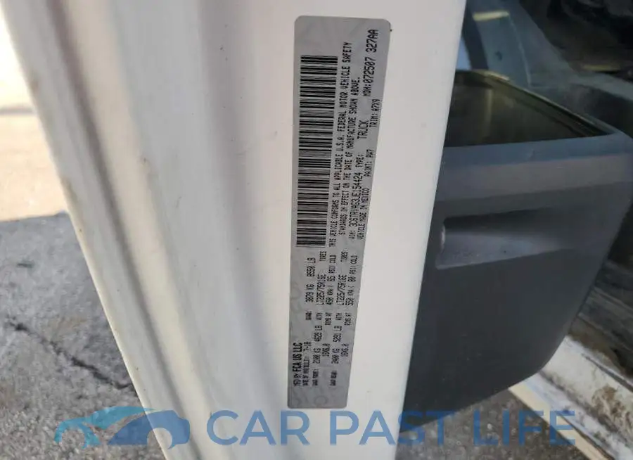 3C6TRVAG3JE154424# 13