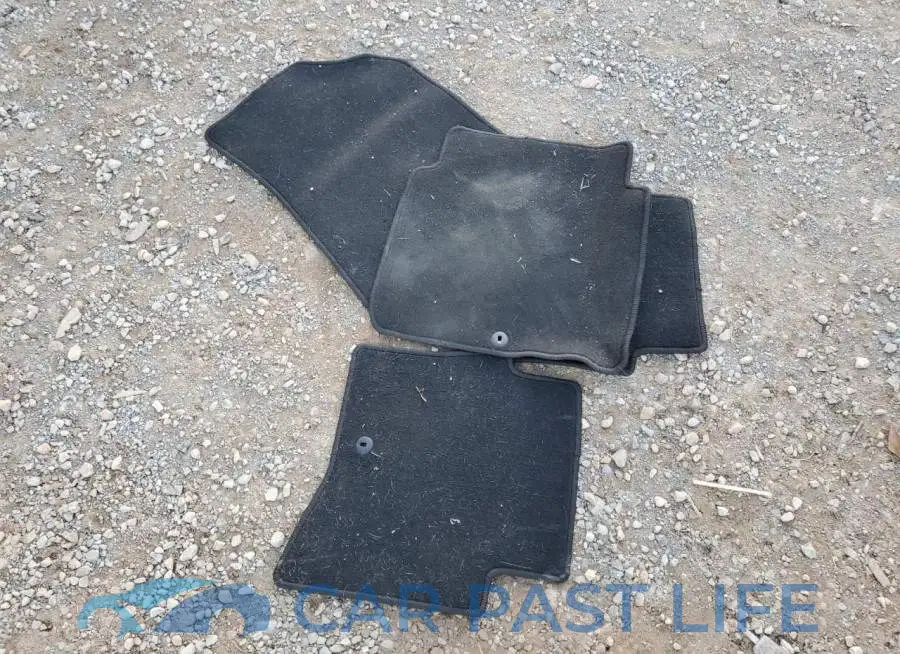 KNADM4A33E6363237# 12