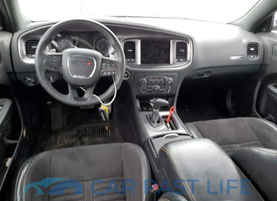 2C3CDXCT8JH143893# 8