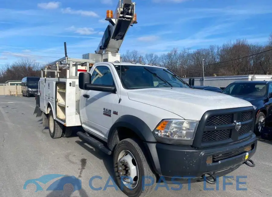 3C7WRKAJ1EG303393# 4