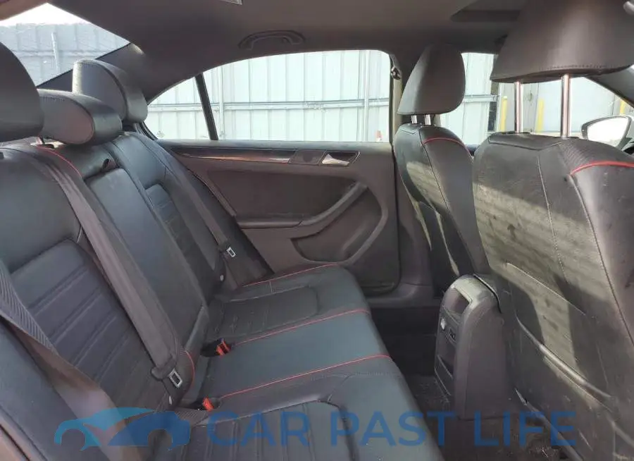 3VW5T7AJ3EM263114# 10