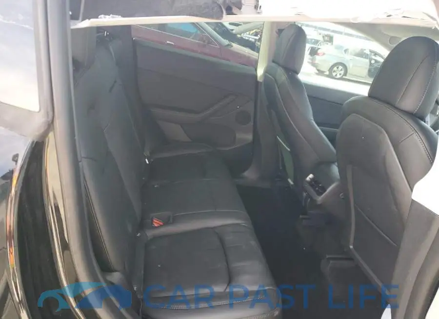 7SAYGDEE8NF370652# 10
