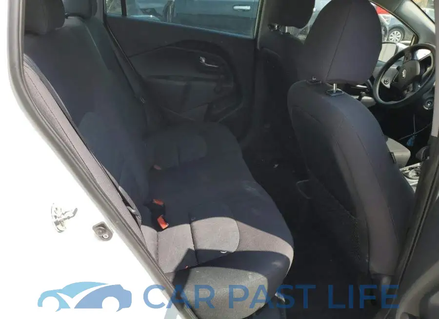 KNADM4A30E6350199# 10