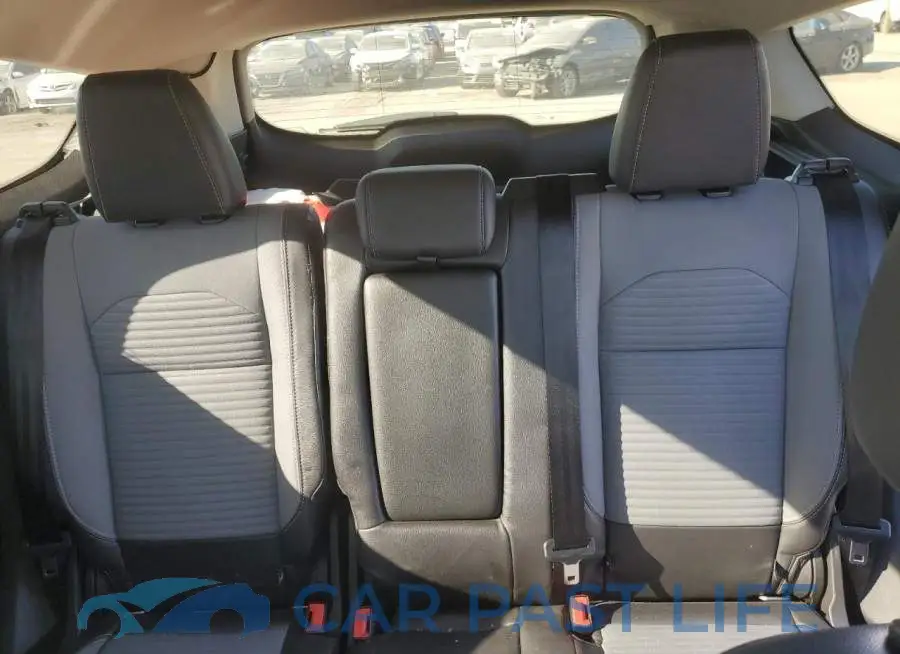 1FMCU9J9XHUA04057# 10
