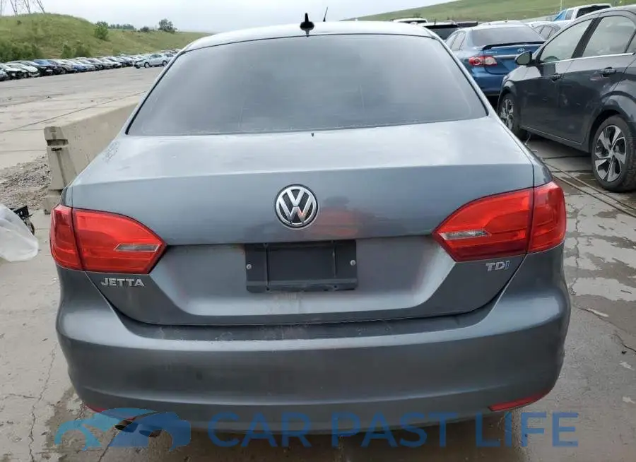 3VW3L7AJ0EM218915# 6