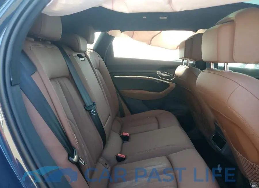 WA15AAGE1RB013877# 11